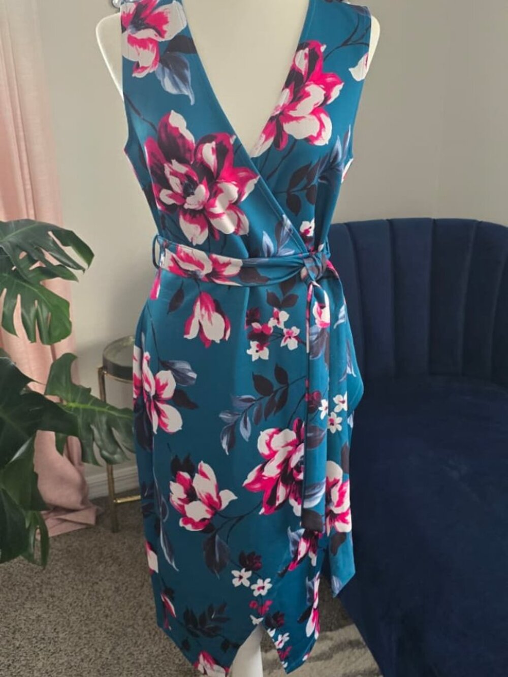 Venus Teal Floral Faux-Wrap Midi Dress - Medium
